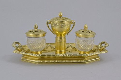 A Fine George III Ink Stand