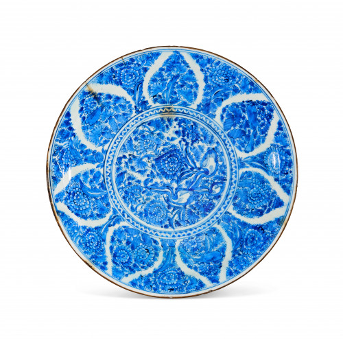 A Large Safavid Blue And White Pottery Dish, Iran, Late 17Th - Early 18Th Century