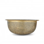 A LARGE MAMLUK ENGRAVED BRASS BASIN, EGYPT OR SYRIA, LATE 15TH–EARLY 16TH CENTURY