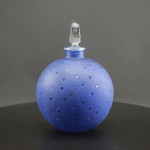 Rene Lalique dans le nuit perfume bottle