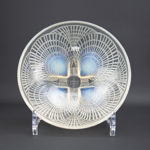 Rene Lalique opalescent coquilles bowl No4