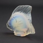 Rene Lalique opalescent fish Cachet