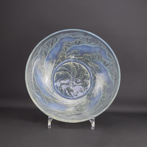 Rene Lalique opalescent and green stained Chiens No1 bowl