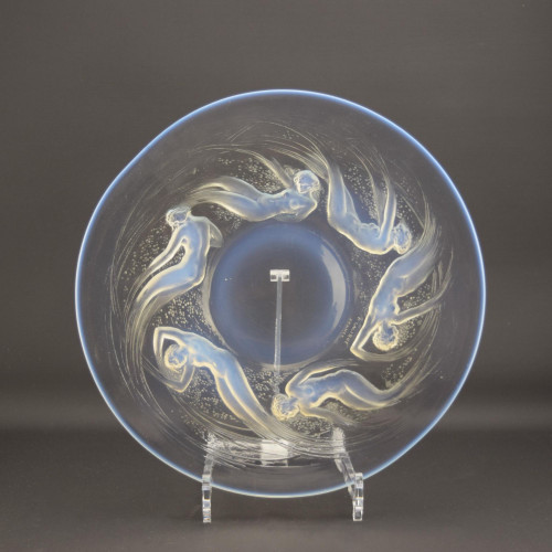 Rene Lalique opalescent Ondines plate