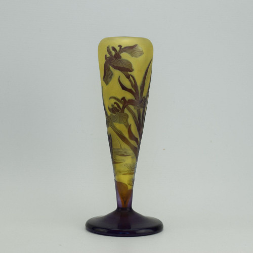 Galle aquatic iris vase