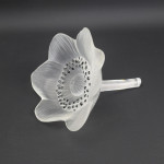 Rene Lalique Anemone ouverte flower paperweight