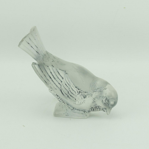 Rene Lalique paperweight Moineau Hardi