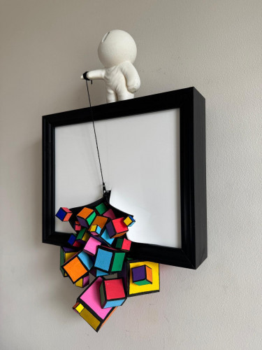 Center zip cube fall black