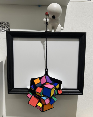 Center zip cube fall black