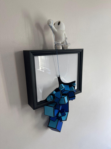 Block blue zip reveal