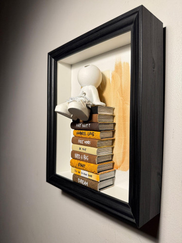 Umbers mini book and sneaks