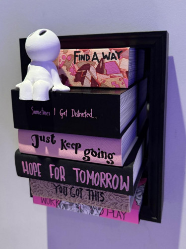 Books - Pink hope for tomorrow