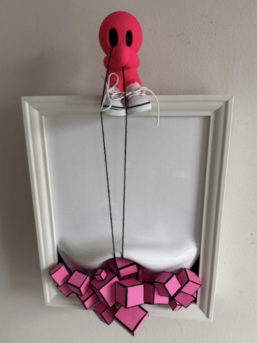 Pink cube reveals drop