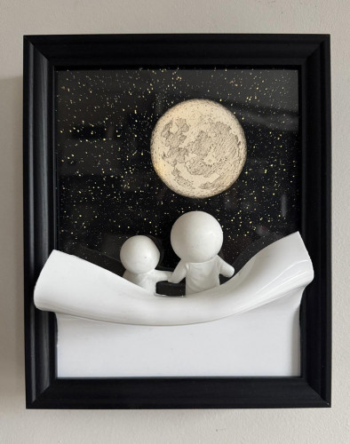 Lightbox together we stand right