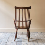 Georgian comb back Windsor chair
