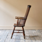 Georgian comb back Windsor chair