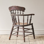 19th Century 'Smokers Bow' Windsor chair