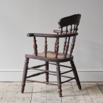 19th Century 'Smokers Bow' Windsor chair