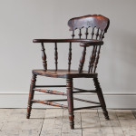 19th Century 'Smokers Bow' Windsor chair