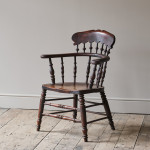 19th Century 'Smokers Bow' Windsor chair