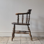 19th Century Elm Smokers Bow Windsor Chair