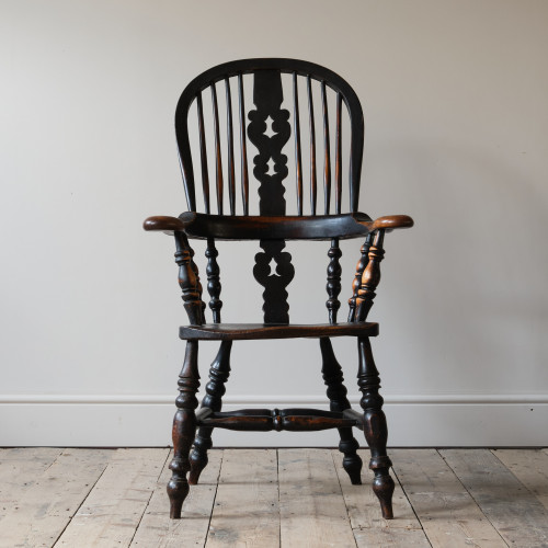 19th century broad arm ash and elm Windsor chair