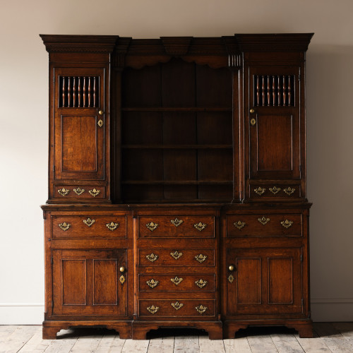 18th Century Welsh Oak Llanrwst Bread and Cheese Dresser c1780