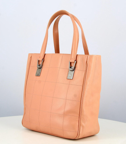 2003-2004 Chanel Pink Leather Handbag

