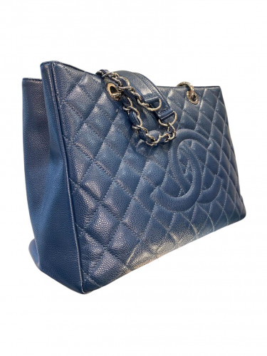 2012 Chanel Caviar Grand Shopping Tote