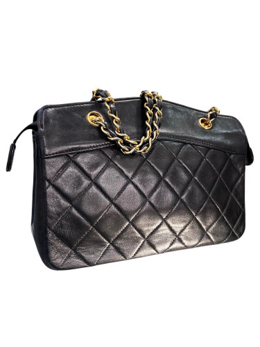 1989 Chanel Handbag in Black Quilted Lambskin Leather