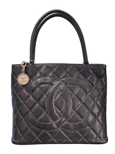 1997 Chanel handbag in black quilted grained leather with double C logo