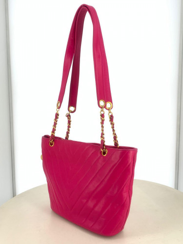 Chanel 1991-1992 Chevron Lambskin Tote