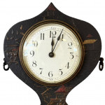 Chinoiserie balloon top clock