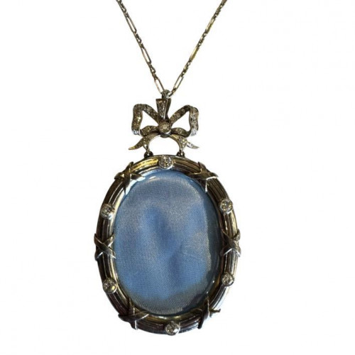 Belle Epoque 18ct gold diamond set locket