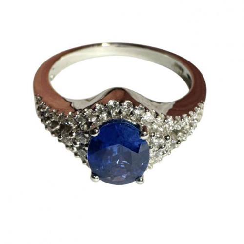 18ct white gold sapphire and diamond ring
