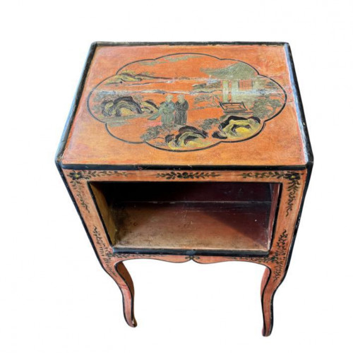 Cinnabar Japanned side table