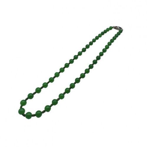 Single strand of jadeite beads