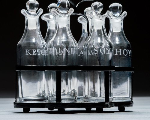 A CHARMING REGENCY CRUET SET