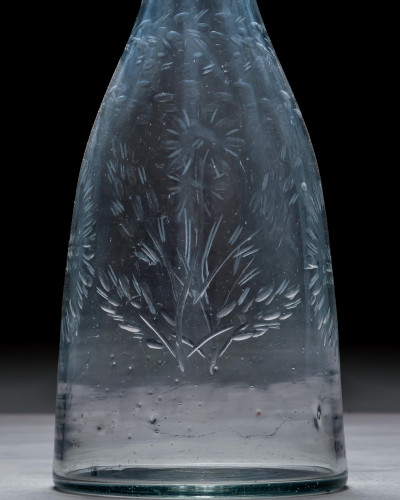 A DELICATELY DECORATED CONTINENTAL MAGNUM DECANTER