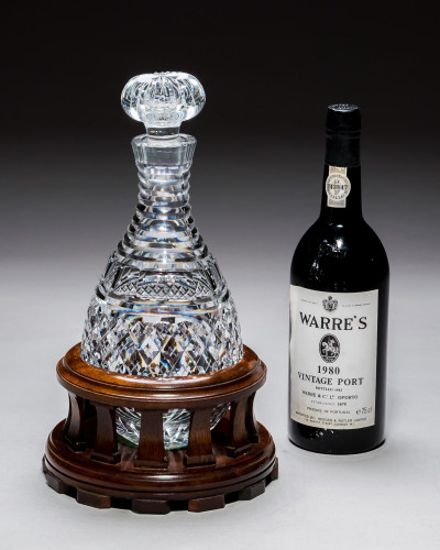 A RARE THOMAS WEBB HODGETTS DECANTER IN WOODEN STAND
