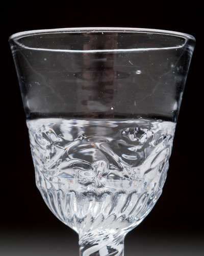 AN EXTREMELY RARE FLORAL MOULDED OPAQUE TWIST