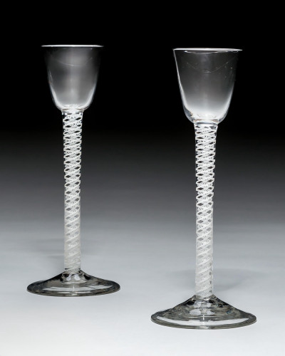 A PAIR OF OPAQUE TWIST CAPTAINS GLASSES