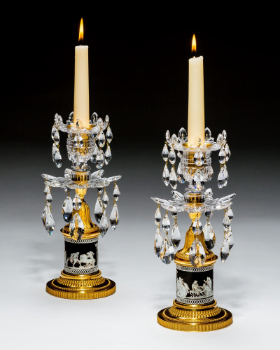 AN ELEGANT PAIR OF RARE BLACK WEDGWOOD CANDLESTICKS