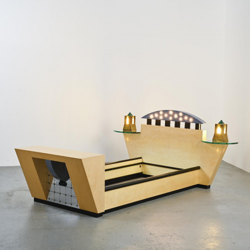 Stanhope Bed by Michael Graves for Memphis Milano, circa 1982.
