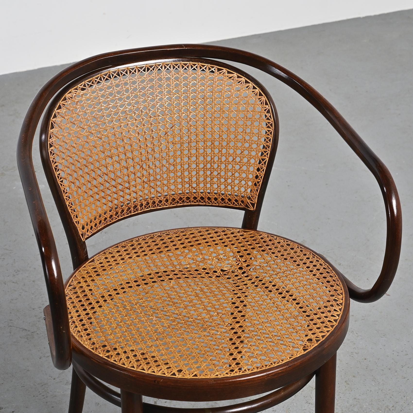 Thonet Armchair model N°33, circa 1960