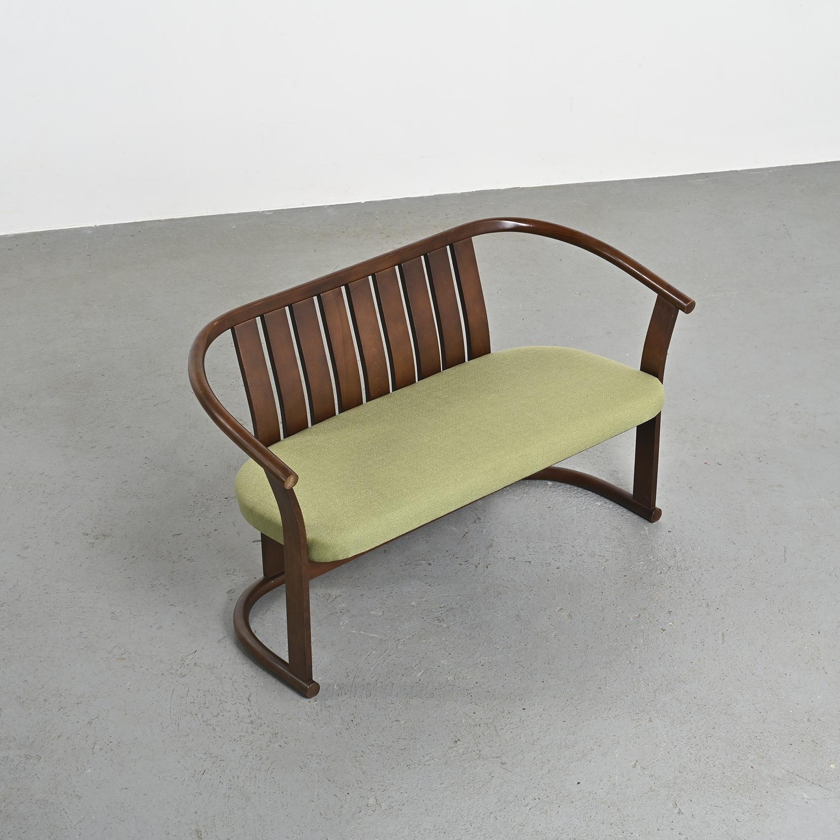 Canapé par Isamu Kenmochi pour Akita Mokko, circa 1965