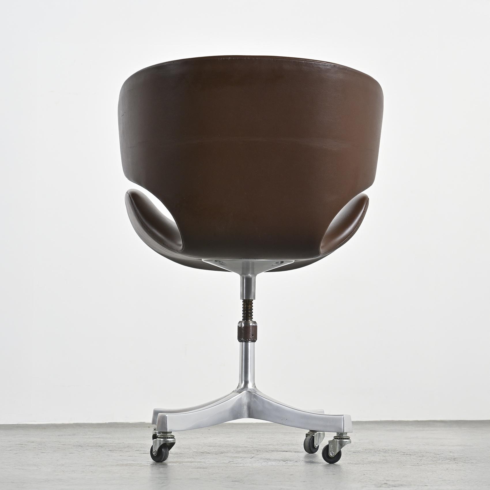 Kabuto Armchair by Isamu Kenmochi, Tendo Mokko Japan 1965