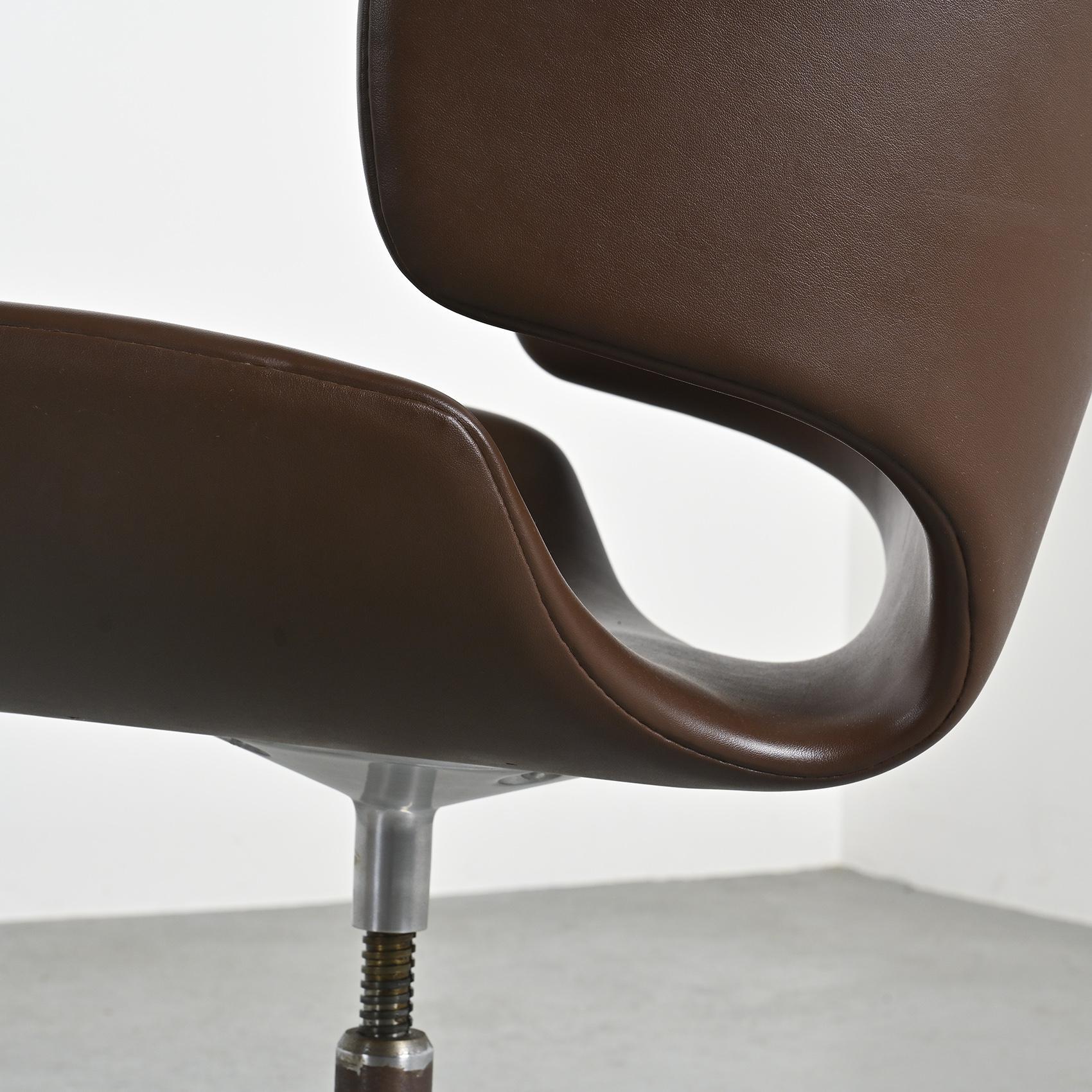 Kabuto Armchair by Isamu Kenmochi, Tendo Mokko Japan 1965