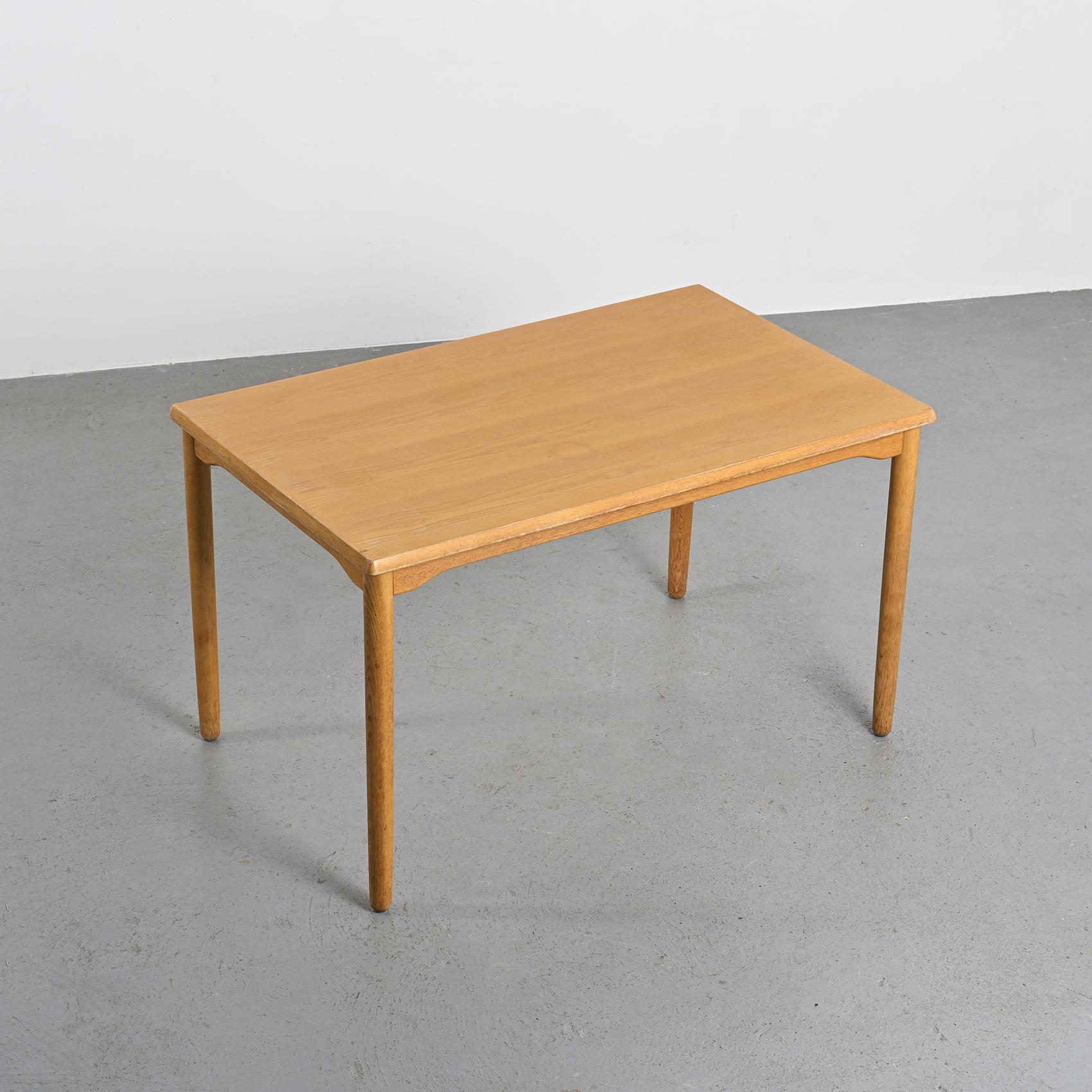Table de salle à manger par Isamu Kenmochi, Tendo Japon 1984
