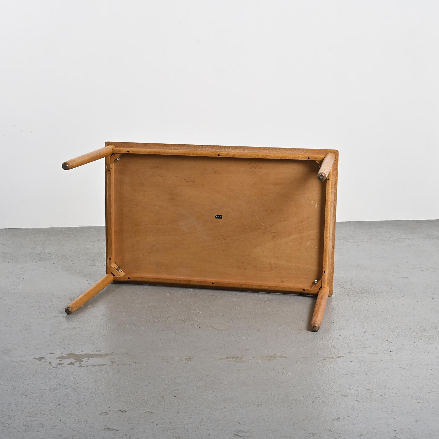 Table de salle à manger par Isamu Kenmochi, Tendo Japon 1984